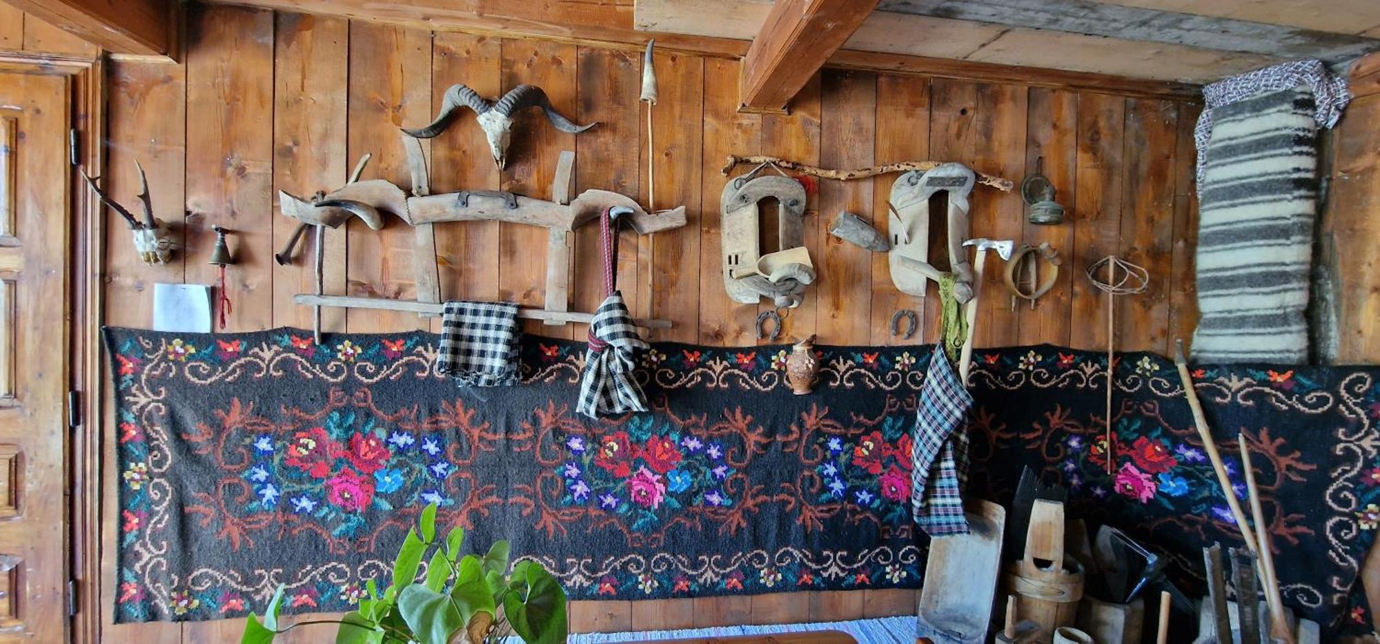 Hotel Casa Agroturistica Tarancuta Din Vatra Moldoviţei Esterno foto