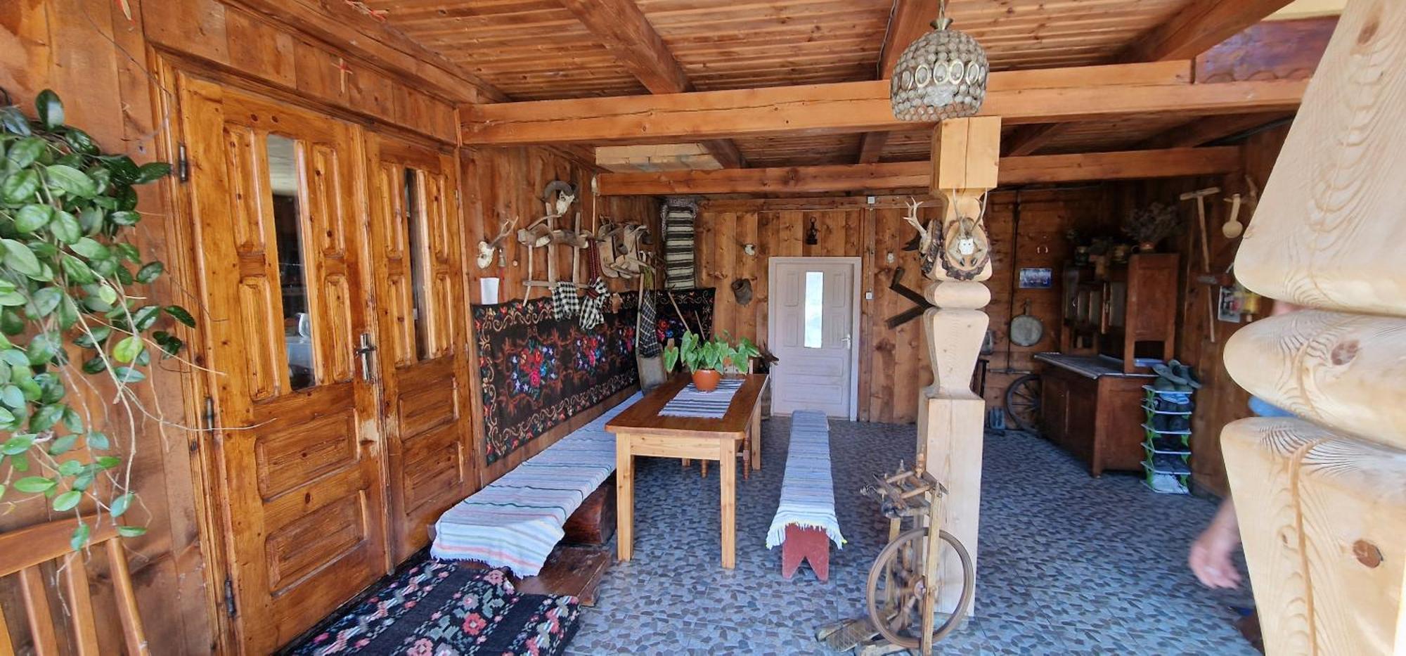 Hotel Casa Agroturistica Tarancuta Din Vatra Moldoviţei Esterno foto