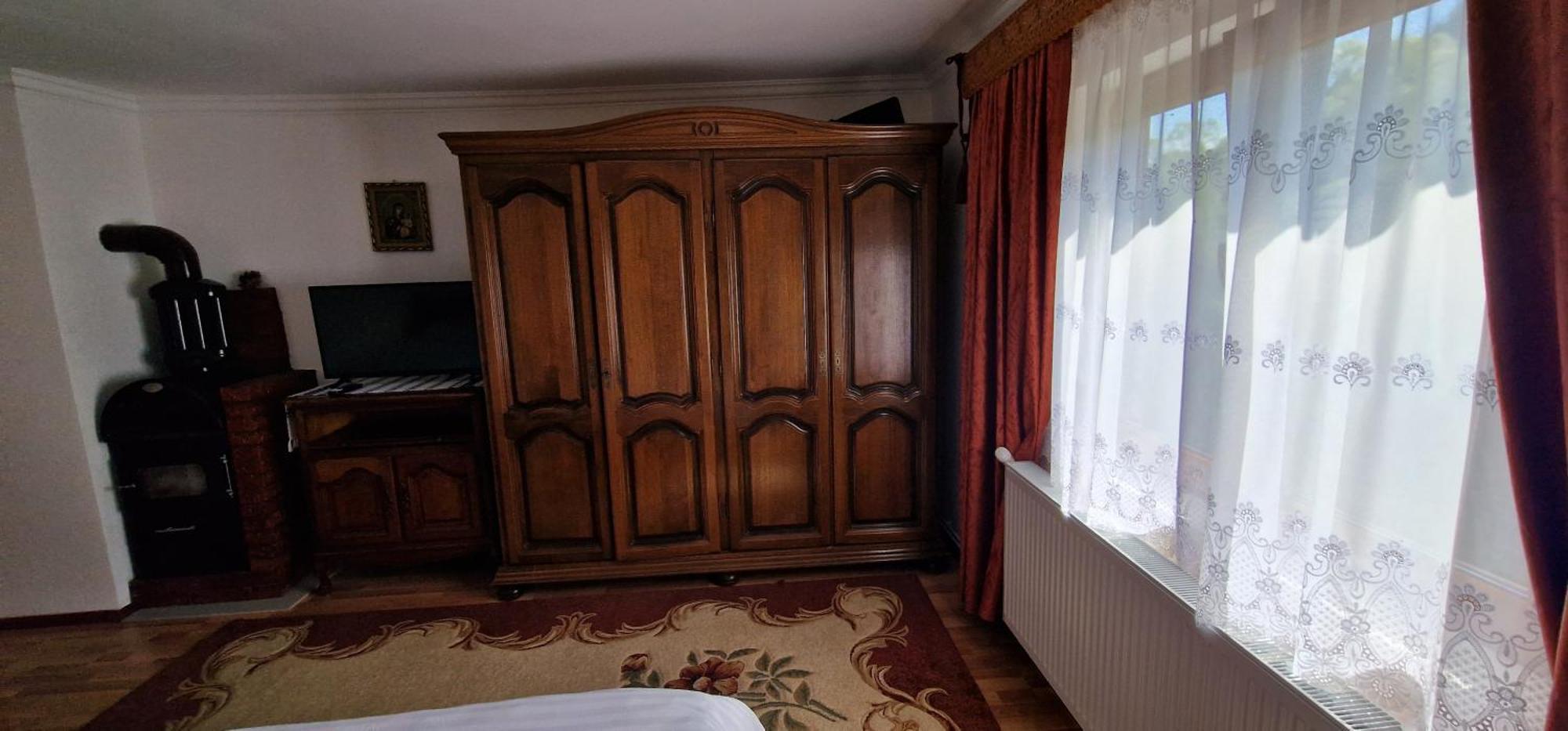 Hotel Casa Agroturistica Tarancuta Din Vatra Moldoviţei Esterno foto